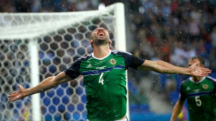Ukraina - Irlandia Północna: Historyczny gol McAuleya!