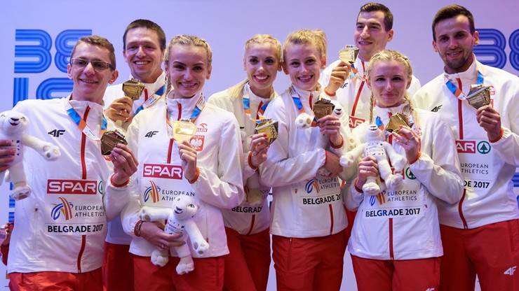Kmita: Konia kują, żaba nogę podstawia
