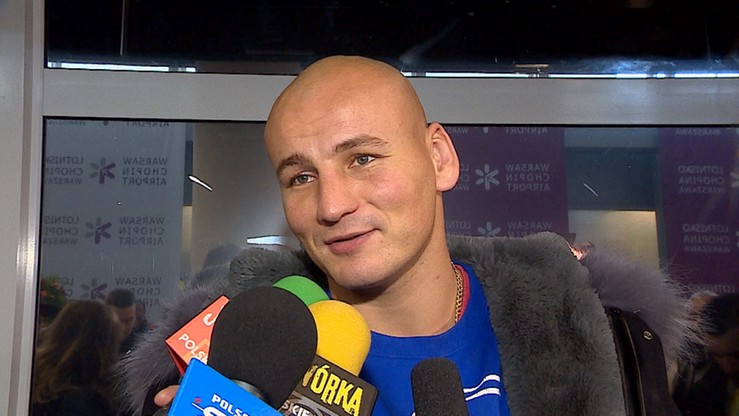 Szpilka przyleciał do Polski. "Zawsze jestem tym samym zawodnikiem"