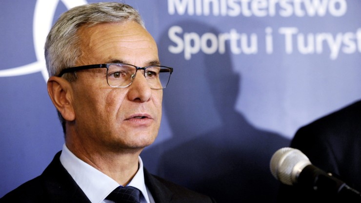Minister sportu i turystyki Andrzej Biernat podał się do dymisji