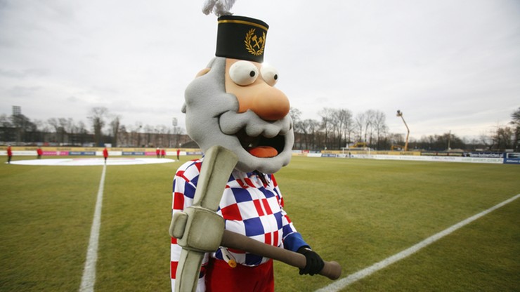 Drogie szaty Jorgusia - kibice zebrali 11 tys. zł