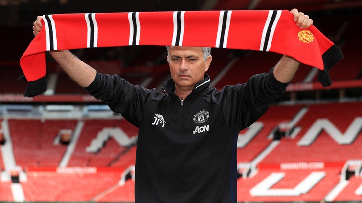 Mourinho już narzeka! "Za mało odpoczynku przed meczem z Chelsea"