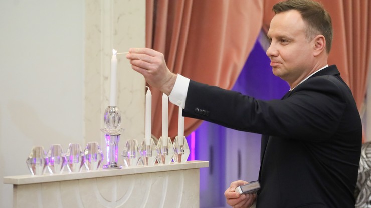 Para prezydencka uczestniczyła w ceremonii zapalenia świec chanukowych