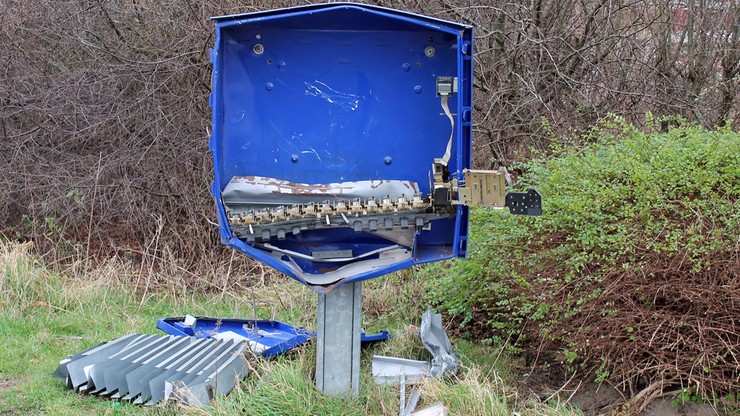 29-latek zginął wysadzając automat z prezerwatywami