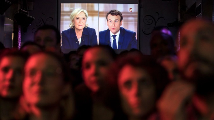 Wyjątkowa debata przedwyborcza we Francji. Sondaż: bardziej przekonujący był Macron