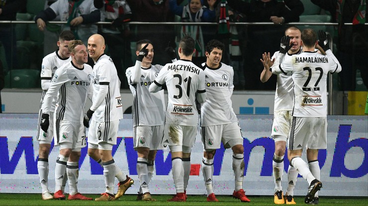 Ekstraklasa: Legia Warszawa liderem na zimę
