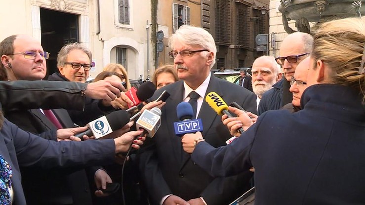 "Nauczyciele funkcjonują w innym świecie". Waszczykowski odpowiada na krytykę oświadczenia MSZ ws. Macrona