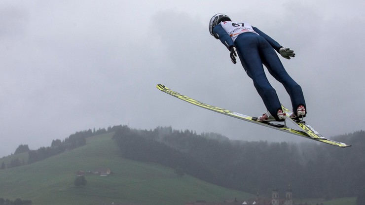 LGP w Ałmatach: Triumf Kobayashiego, końcowy triumf Sakuyamy