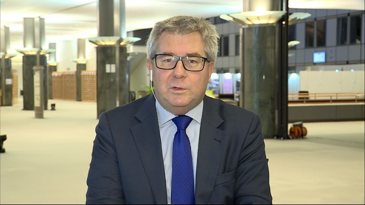 "Wybiera milczenie, ale na pewno przemówi". Czarnecki o Saryusz-Wolskim