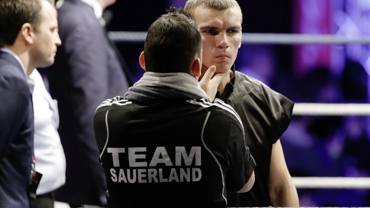 Masternak: Dwulicowy promotor!