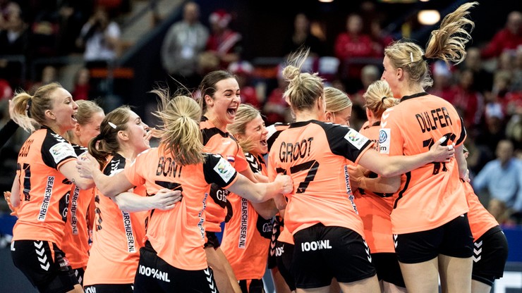 ME piłkarek ręcznych: Holandia w finale!