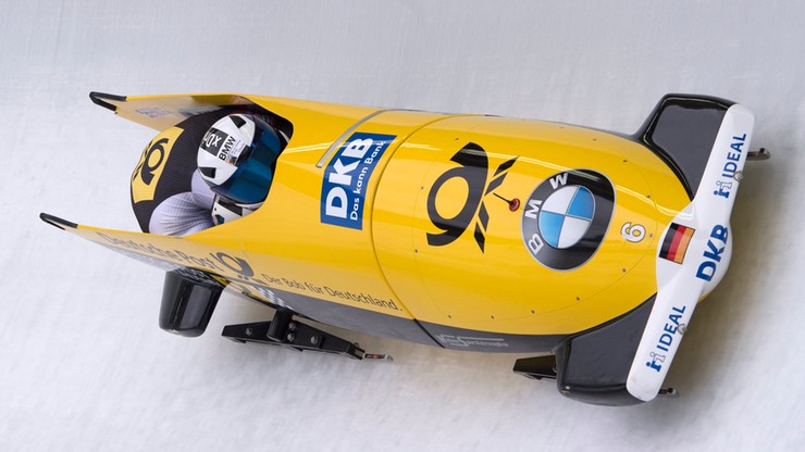MŚ w bobslejach: Zwycięstwo Niemców w dwójkach, Polacy daleko