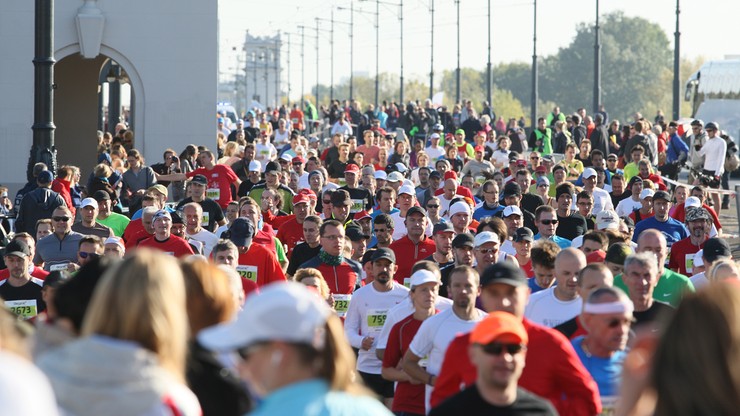 PZU Półmaraton Warszawski niezagrożony. Po lewej stronie Wisły