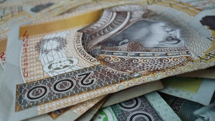 Wpływy z podatku bankowego mogą być o 10 proc. wyższe niż planowano