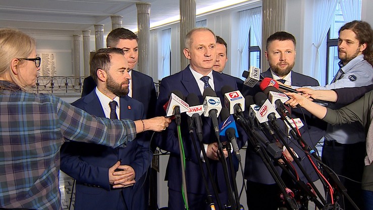 "Wygraliśmy pierwszą bitwę". PO o wycofaniu projektu ws. metropolii warszawskiej