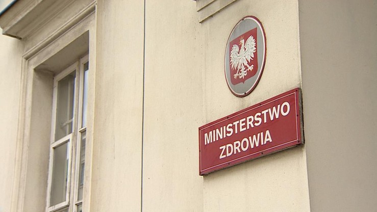 Czekają na premier Szydło. Przedstawicielki NSZZ "Solidarność" nie opuszczą gmachu resortu zdrowia