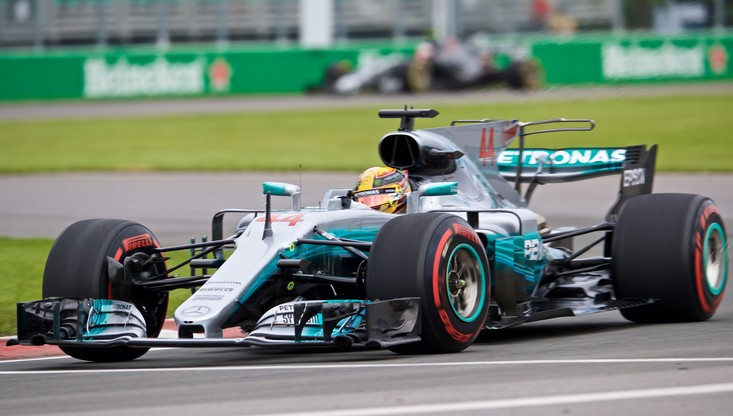 Hamilton i Raikkonen najlepsi na piątkowych treningach