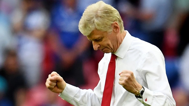 Media: Wenger zostanie w Arsenalu na kolejne dwa lata