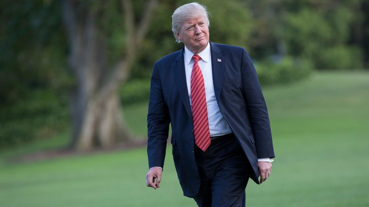 Trump znów atakuje na Twitterze. Tym razem również przywódców własnej partii