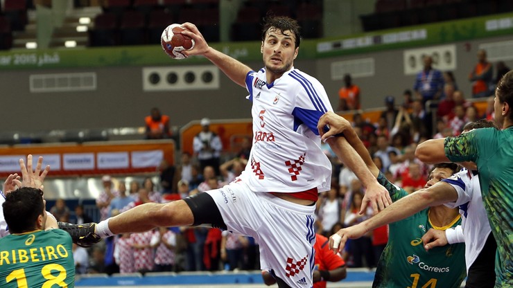 Męczarnie Chorwatów i spacerek Hiszpanów w 1/8 finału MŚ