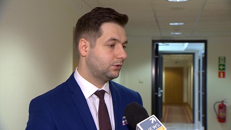 Wyślą komornika do Gronkiewicz-Waltz. Nie płaci kar. Jaki sugeruje dymisję