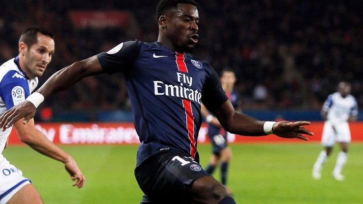 Paris Saint-Germain ukarało Auriera. Działacze zesłali go do rezerw