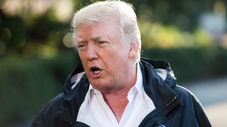 "Będziemy rozmawiać o prawie do posiadania broni palnej". Trump po masakrze w Las Vegas