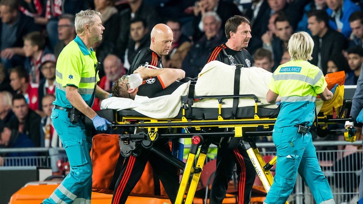 Liga Mistrzów: Luke Shaw złamał nogę w dwóch miejscach