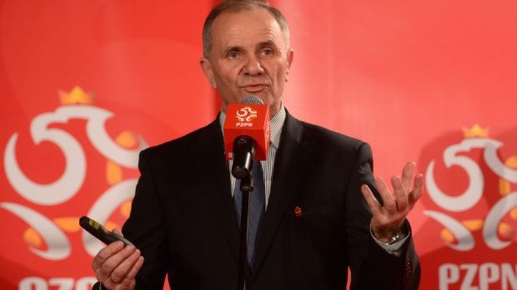 Szef sędziów: Dziesięciu zawodowych arbitrów