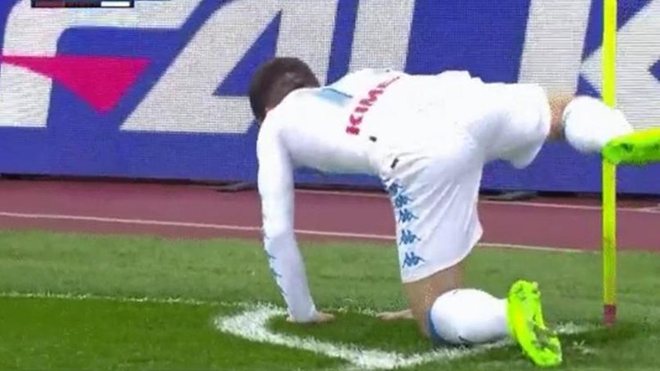 Mertens psem? Prowokacyjna cieszynka gwiazdy Napoli (WIDEO)