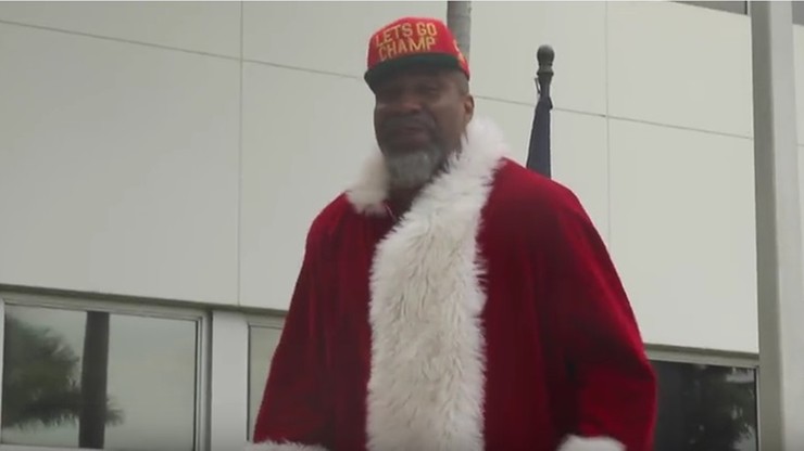 Briggs Świętym Mikołajem