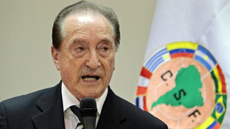 Łapówkarz z FIFA zawarł ugodę z sądem. Stracił miliony