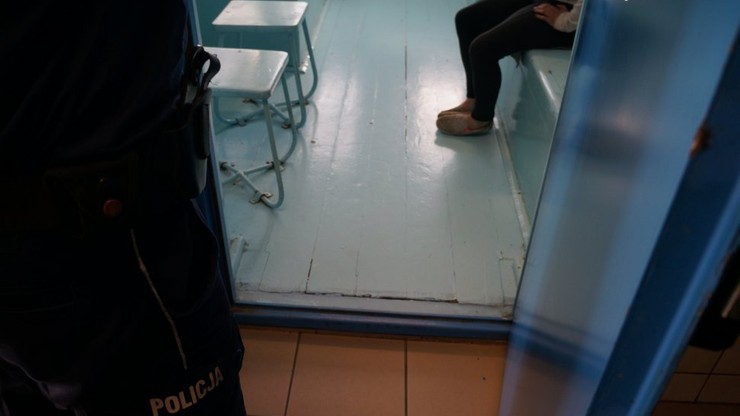 Pijana 26-latka twierdziła, że jest bomba w galerii handlowej. Za fałszywy alarm grozi jej do 8 lat więzienia