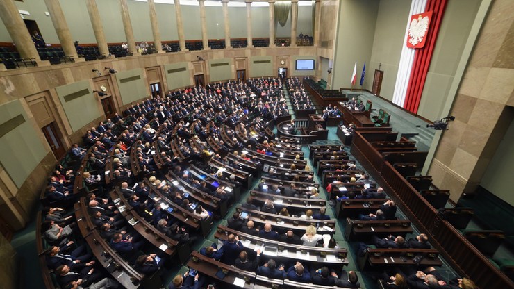 Sejm wznowił swoje posiedzenie inauguracyjne