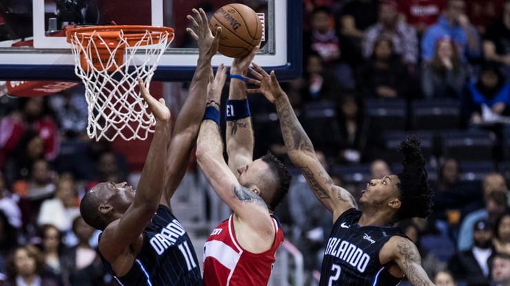 NBA: Gortat i spółka pokonali Magic. Double-double Polaka w starciu z byłą ekipą