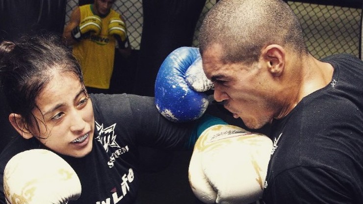 W ciąży po zwycięstwo w MMA? To naprawdę się wydarzyło!